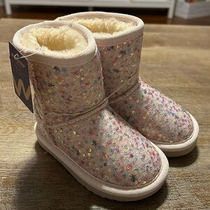 More sparkler boots for your little one